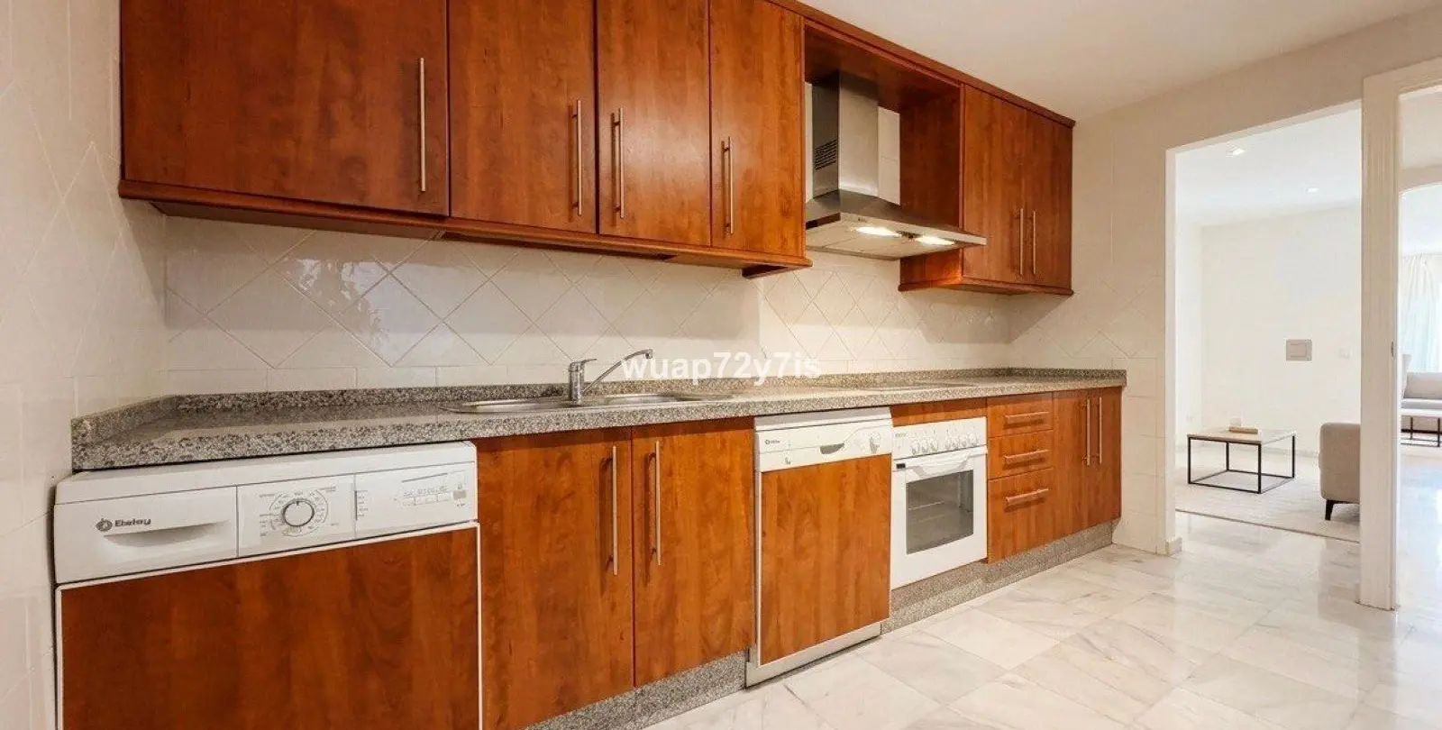 Продажа апартаментов на среднем этаже в Elviria 6