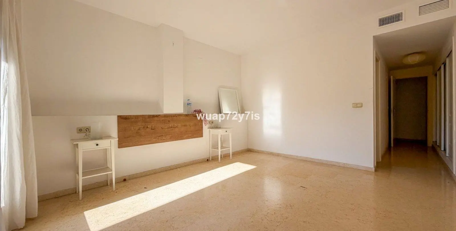 Продажа апартаментов на среднем этаже в Elviria 10