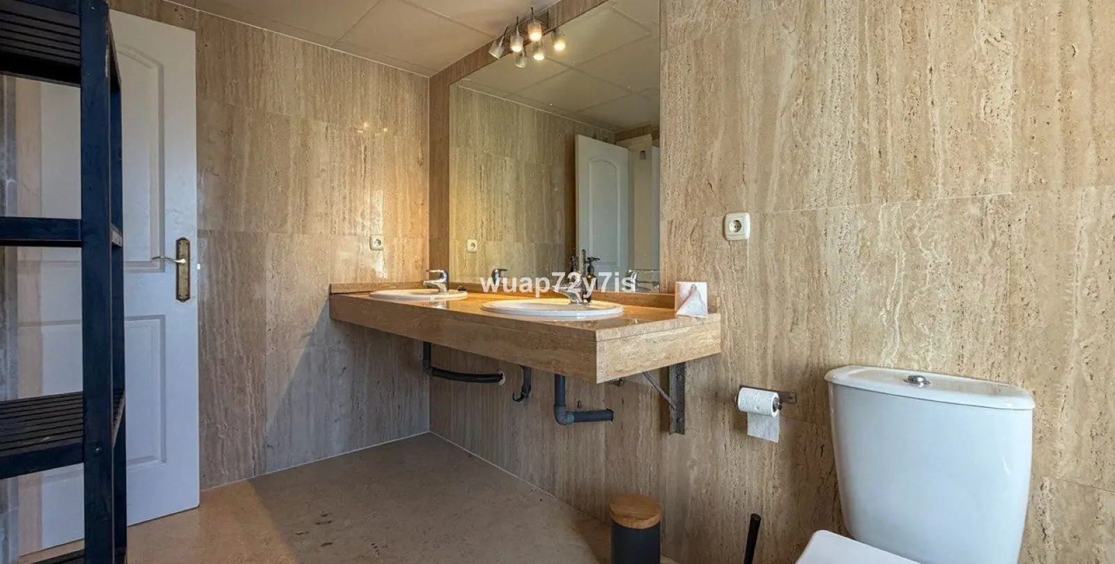 Продажа апартаментов на среднем этаже в Elviria 19
