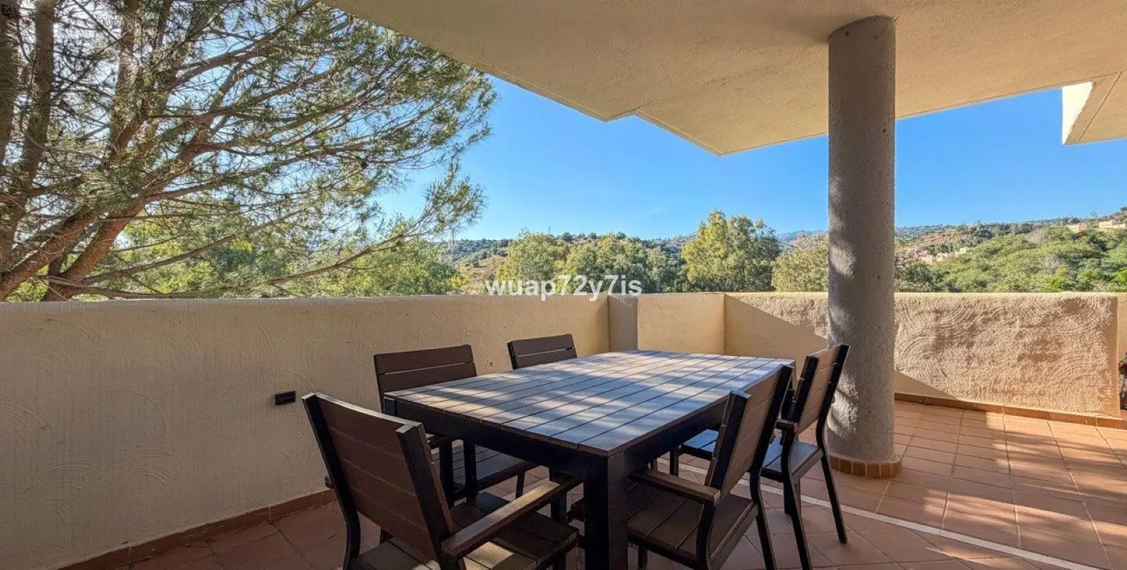 Продажа апартаментов на среднем этаже в Elviria 21