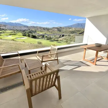 Sale of middle floor apartment in La Cala de Mijas