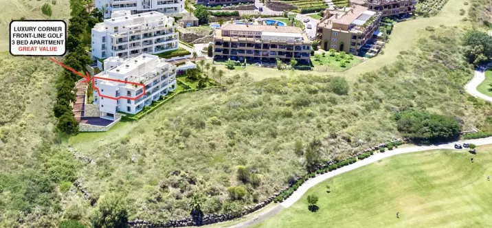 Sale of middle floor apartment in La Cala de Mijas 4