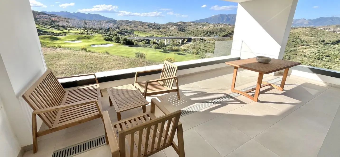 Продажа апартаментов на среднем этаже в La Cala de Mijas 0