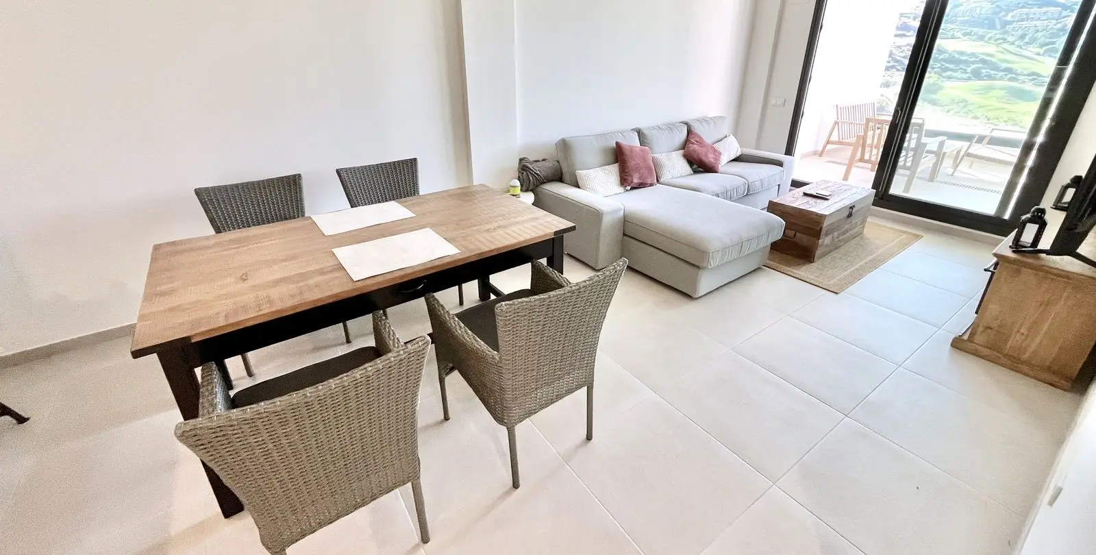 Sale of middle floor apartment in La Cala de Mijas 9