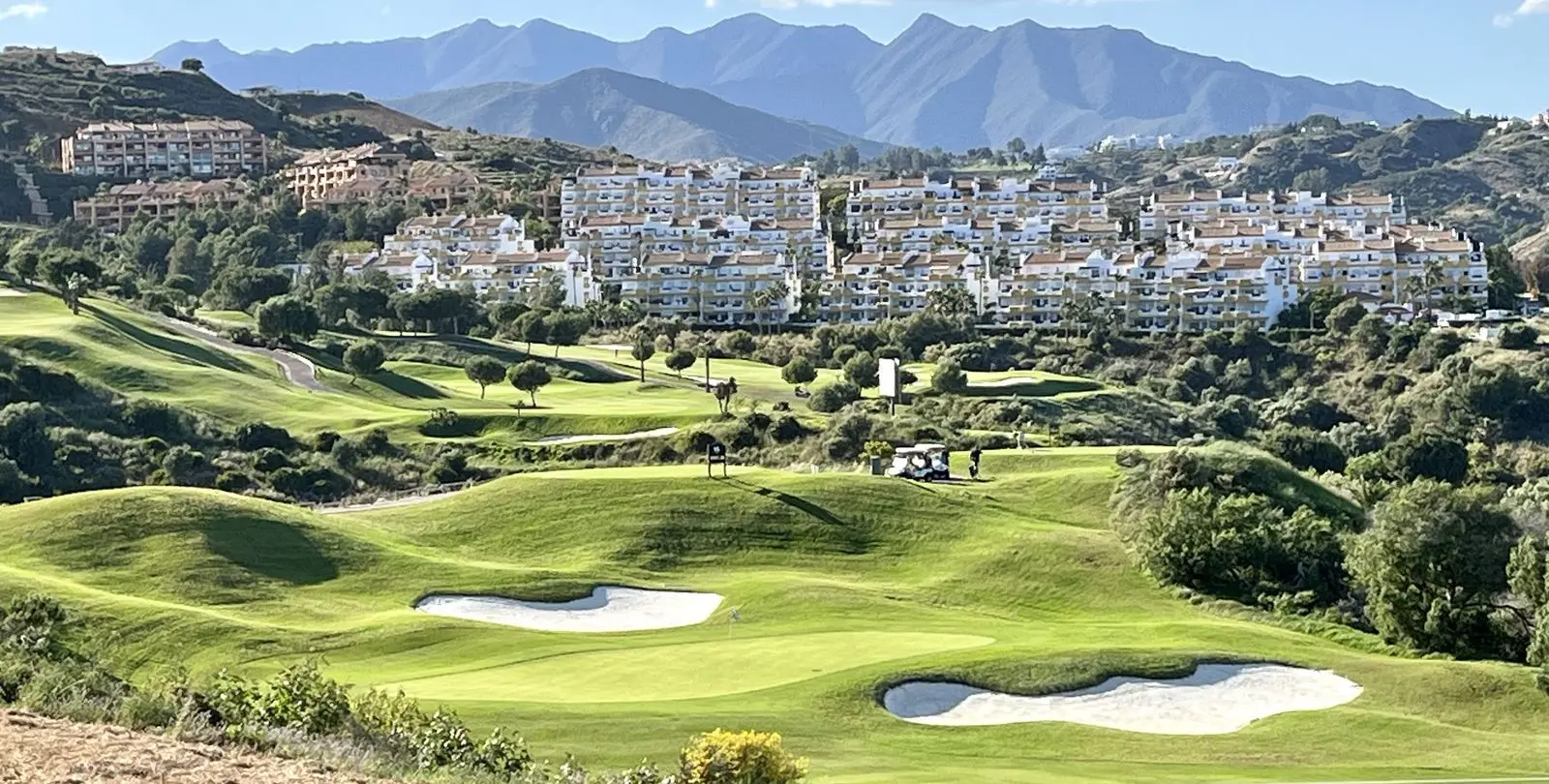 Sale of middle floor apartment in La Cala de Mijas 19