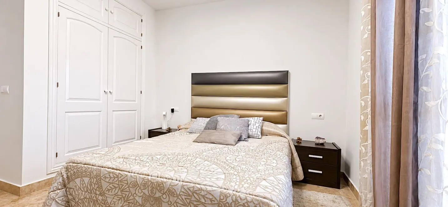 Продажа апартаментов на первом этаже в San Pedro de Alcántara 3