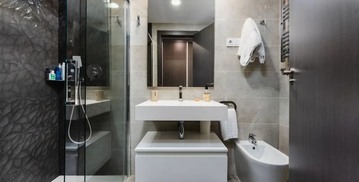 Sale of middle floor apartment in Estepona 20