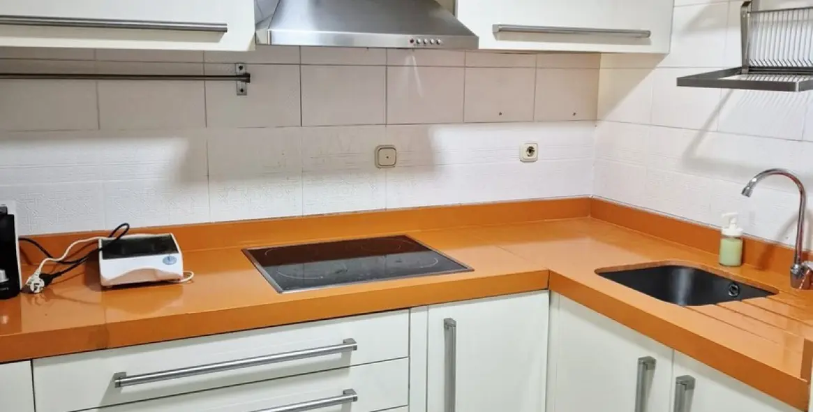 Sale of middle floor apartment in Fuengirola 6