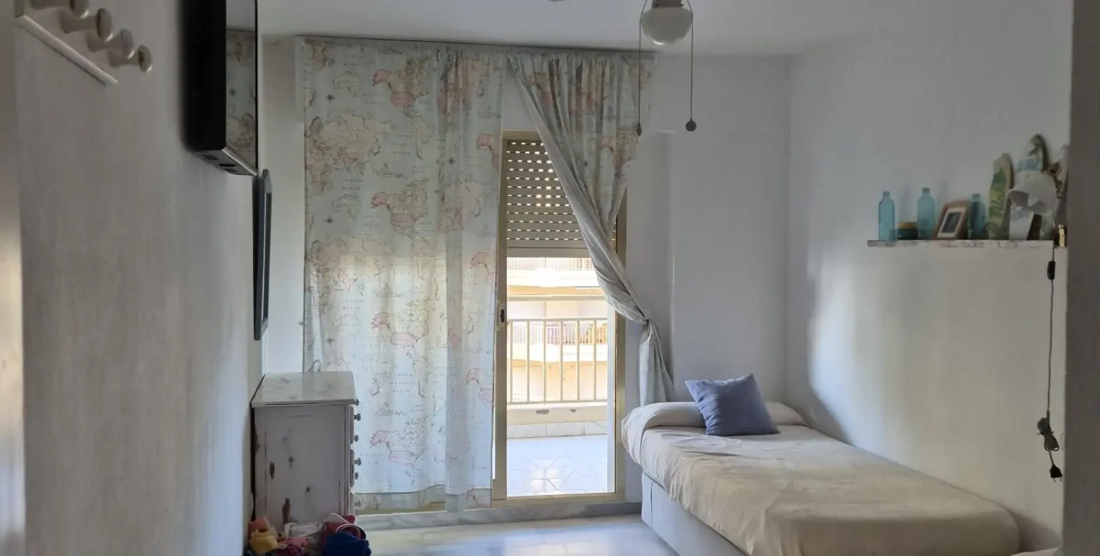Sale of middle floor apartment in Fuengirola 4