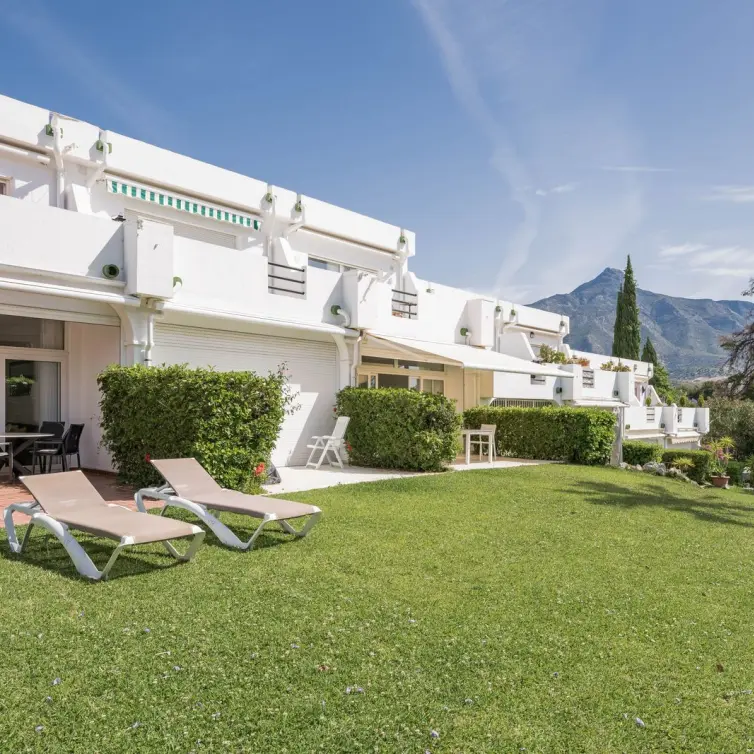 Sale of townhouse in Aloha