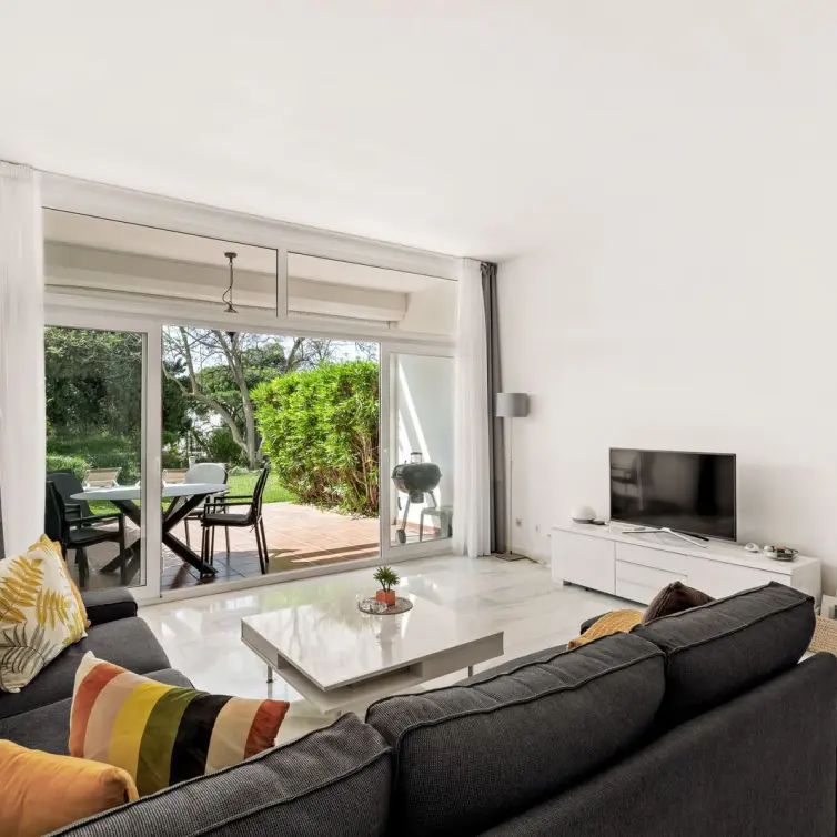 Sale of townhouse in Aloha