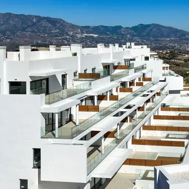 Sale of middle floor apartment in Calanova Golf