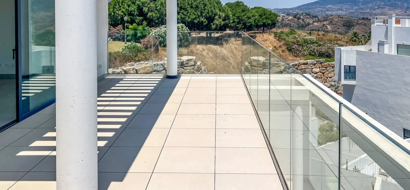 Sale of middle floor apartment in Calanova Golf 3