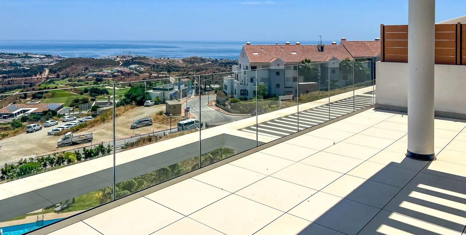 Продажа апартаментов на среднем этаже в Calanova Golf 5