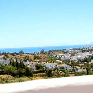 Sale of townhouse in Estepona