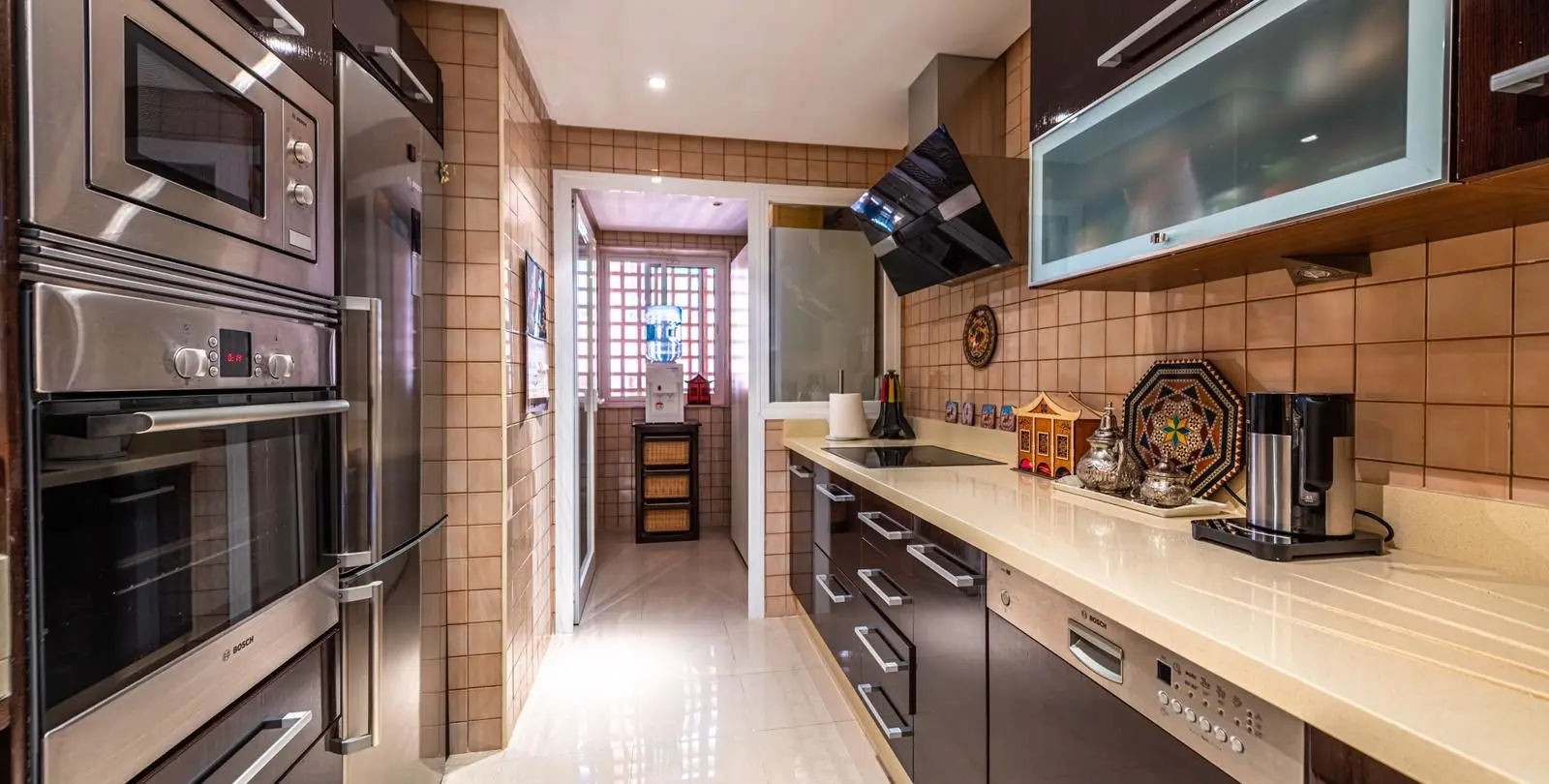 Sale of middle floor apartment in Nueva Andalucía 10