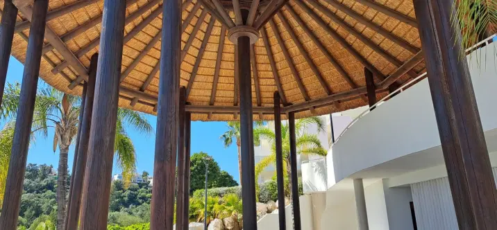 Sale of ground floor apartment in Benahavís 4