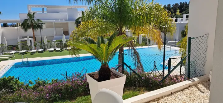 Venta de apartamento en planta baja en Atalaya 0