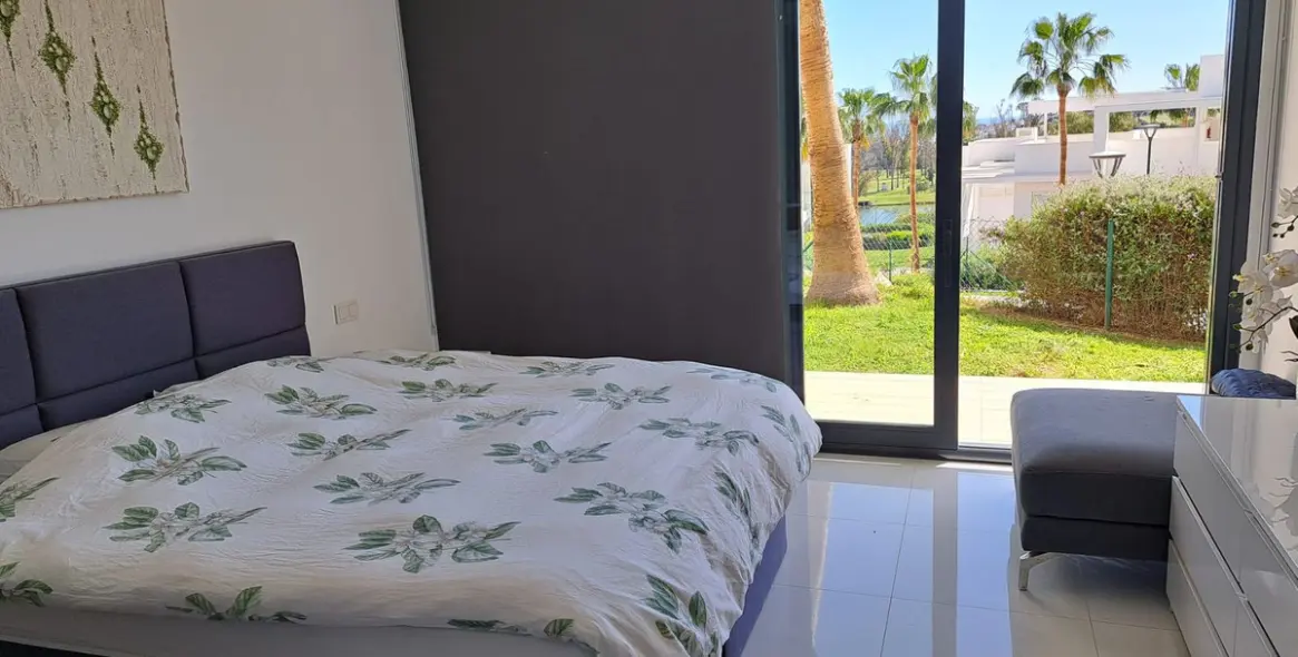 Venta de apartamento en planta baja en Atalaya 20