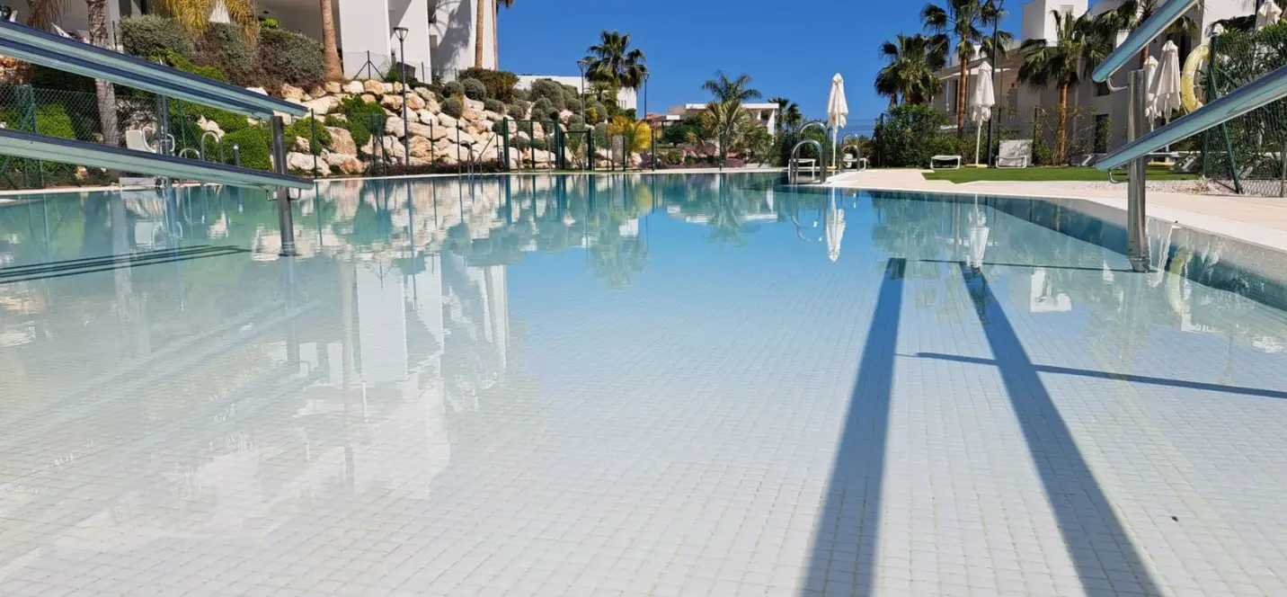 Venta de apartamento en planta baja en Atalaya 4