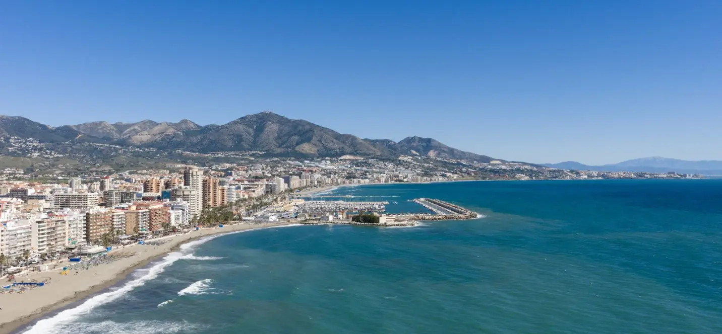 Venta de ático en Fuengirola 0
