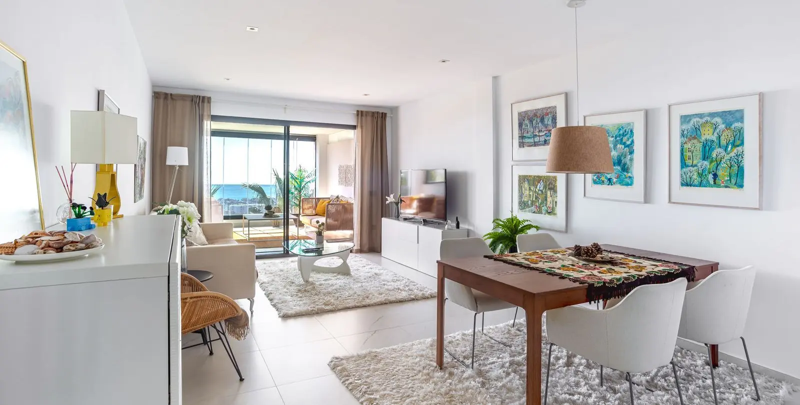 Sale of middle floor apartment in Estepona 5