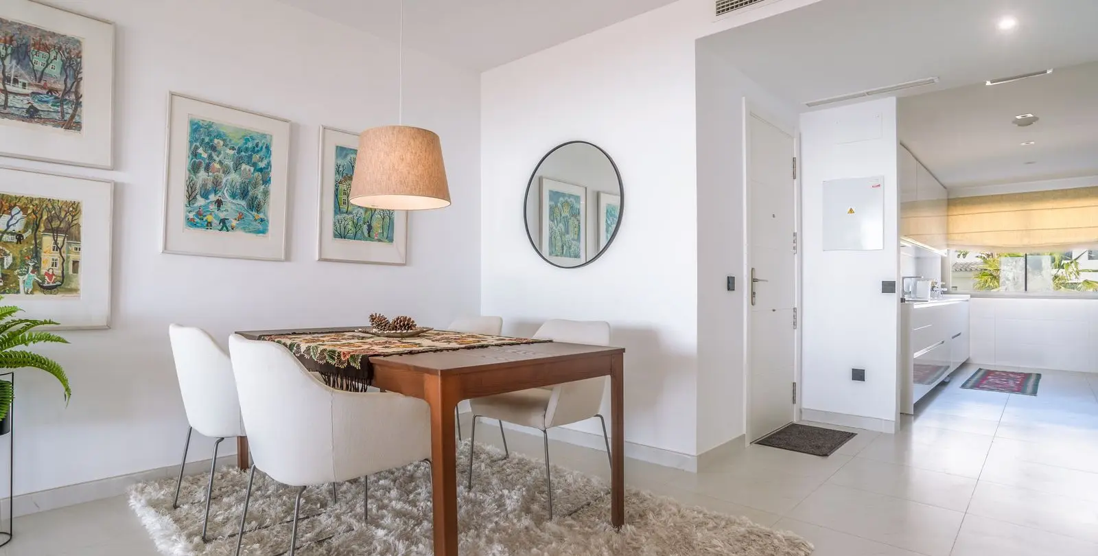 Sale of middle floor apartment in Estepona 8