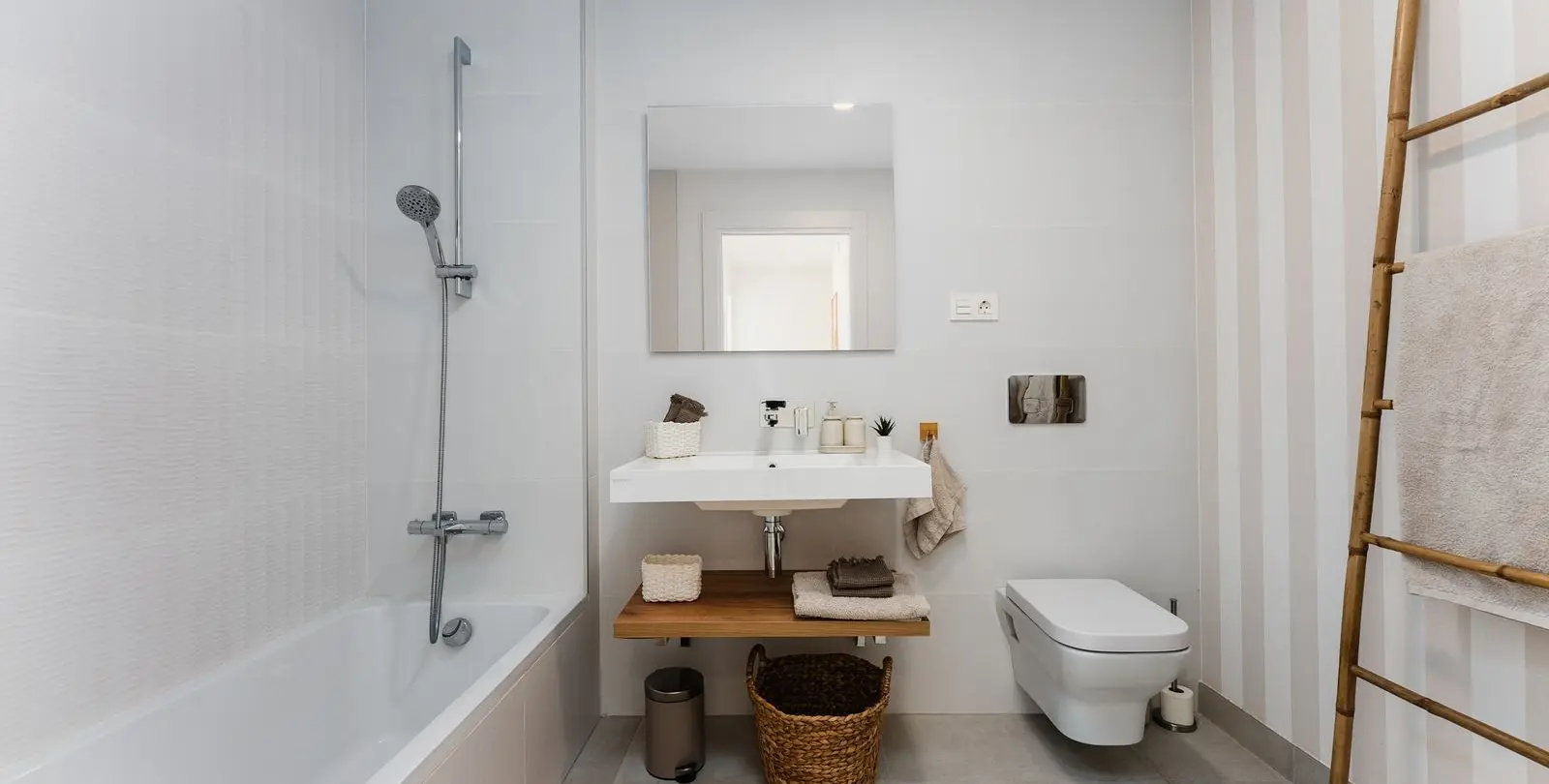 Sale of townhouse in Mijas Costa 23