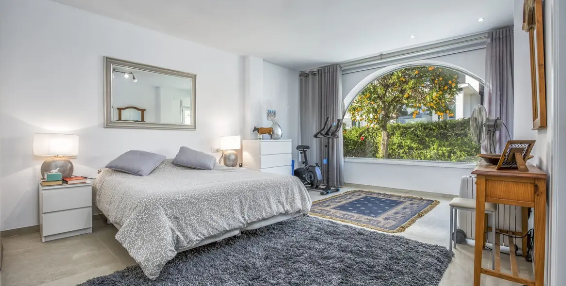 Venta de casa pareada en Nueva Andalucía 3
