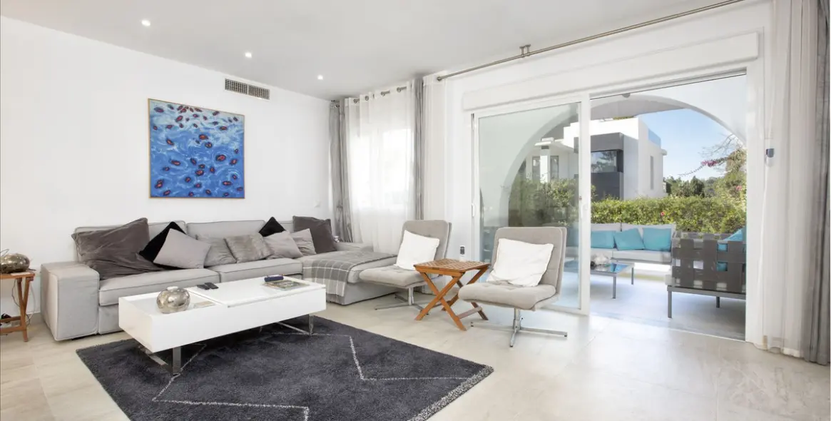 Venta de casa pareada en Nueva Andalucía 7