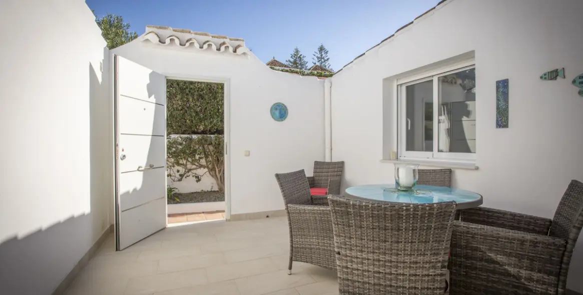 Venta de casa pareada en Nueva Andalucía 17