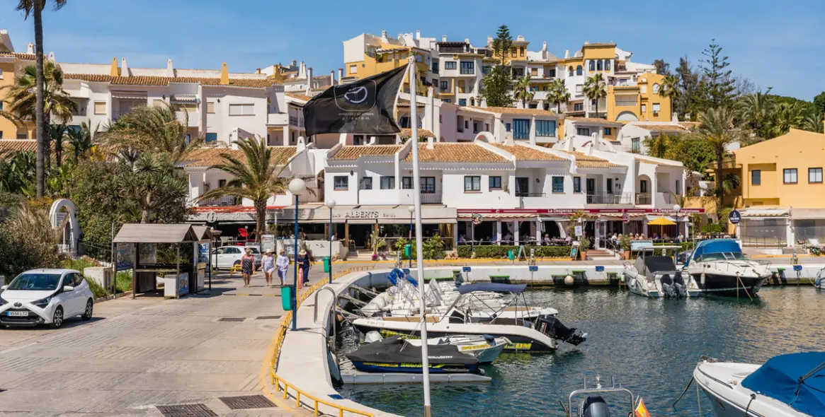 Venta de ático en Puerto de Cabopino 18