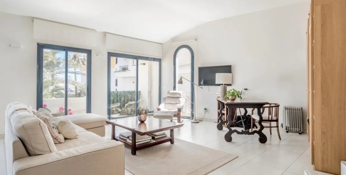 Venta de ático en Puerto de Cabopino 35