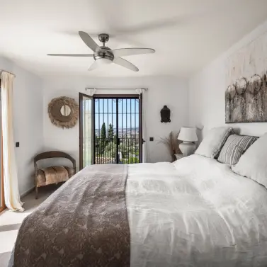 Sale of detached villa in Mijas
