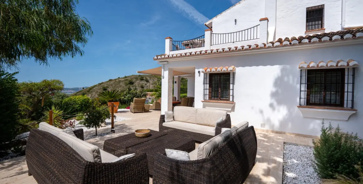 Продажа  отдельно стоящей виллы в Mijas 32