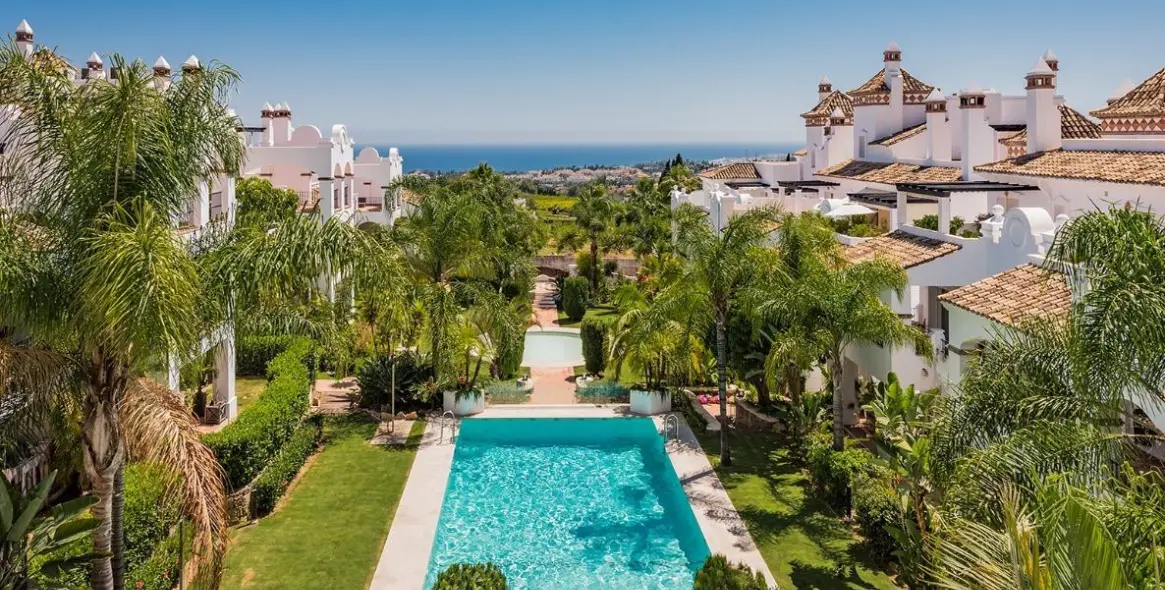 Venta de apartamento en planta baja en Nagüeles 26
