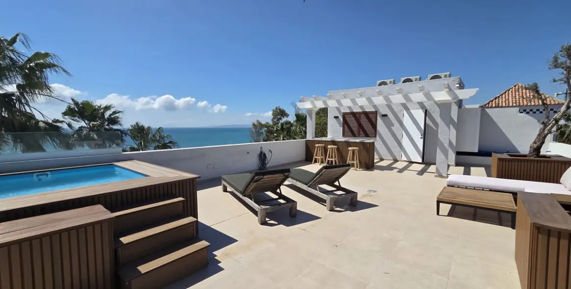 Venta de ático en Estepona 3