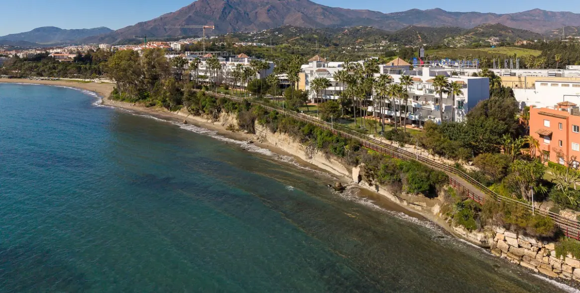 Venta de ático en Estepona 35
