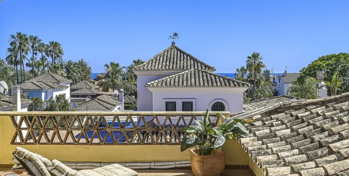 Venta de villa independiente en Bahía de Marbella 18