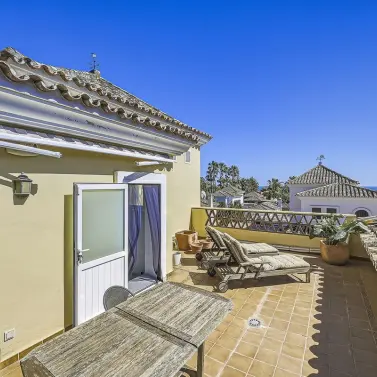 Продажа  отдельно стоящей виллы в Bahía de Marbella