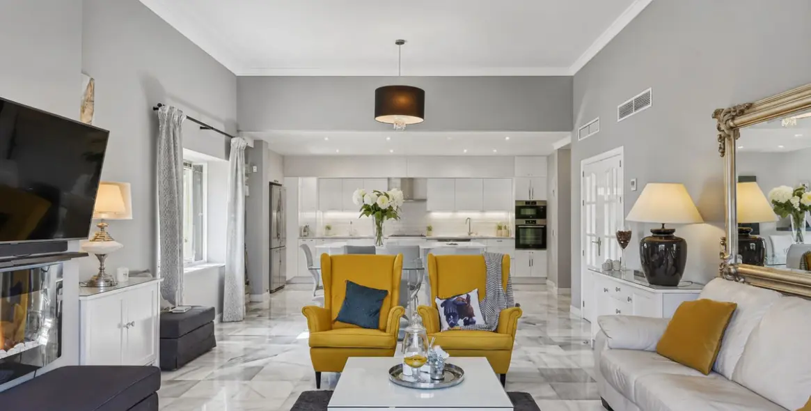 Продажа  отдельно стоящей виллы в Bahía de Marbella 9