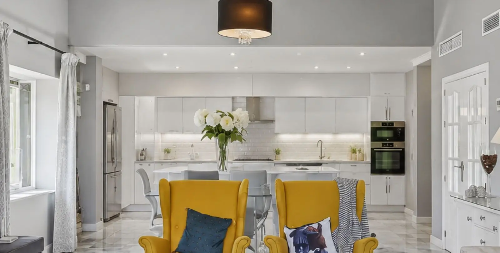 Sale of detached villa in Bahía de Marbella 11