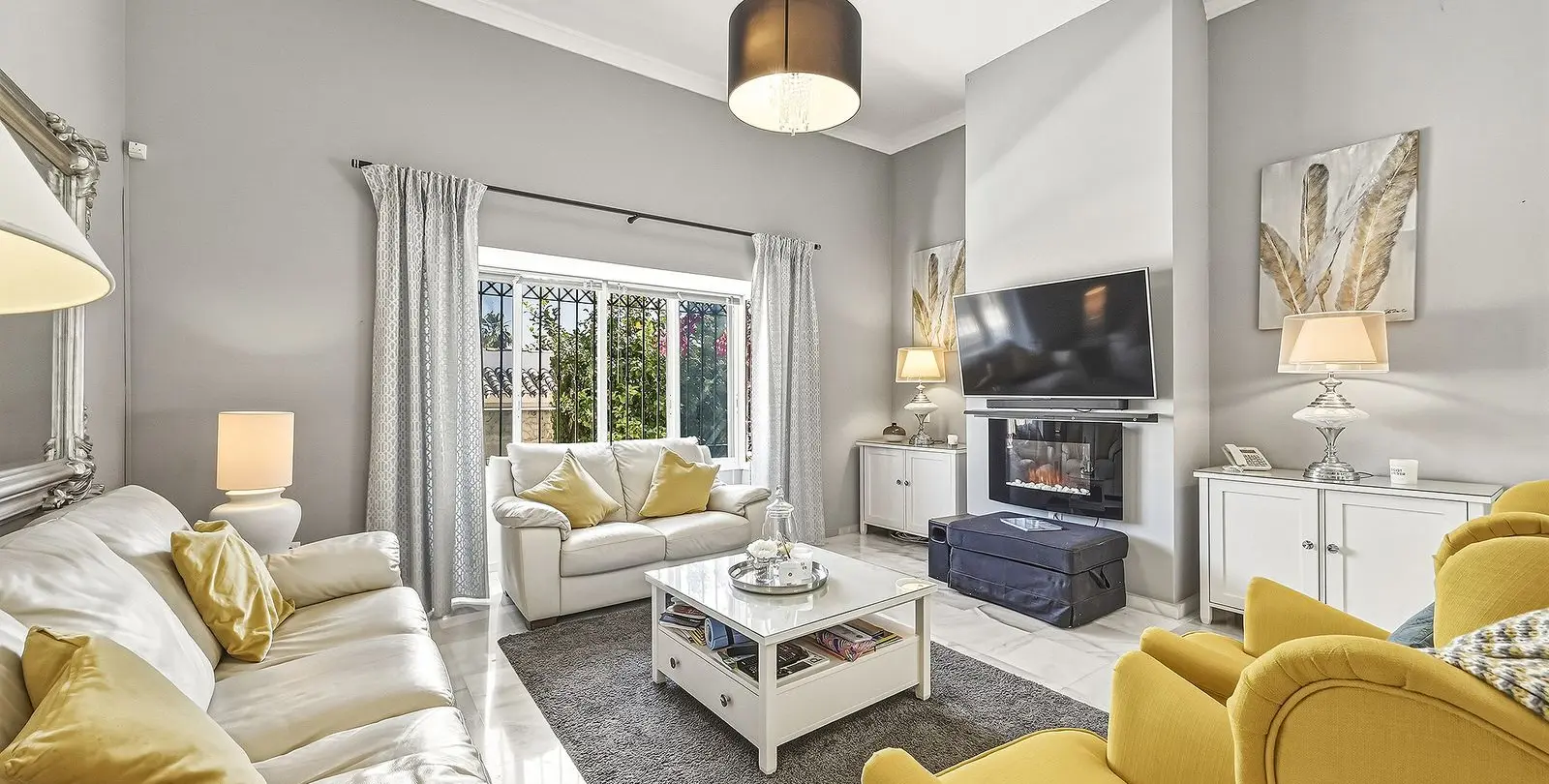 Sale of detached villa in Bahía de Marbella 15