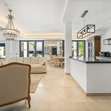Venta de villa independiente en Marbesa