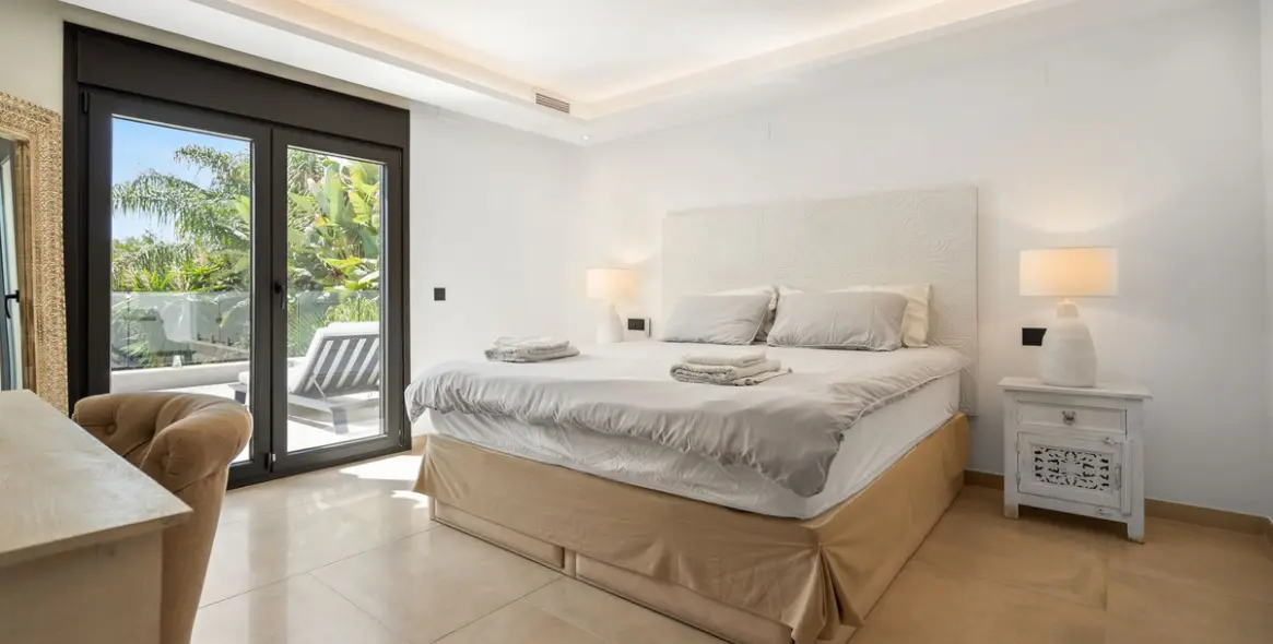 Venta de villa independiente en Marbesa 9