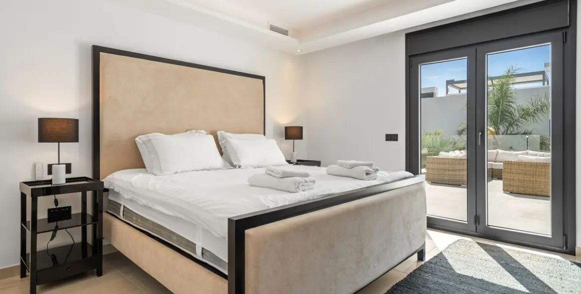 Venta de villa independiente en Marbesa 14