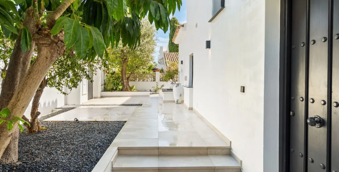 Venta de villa independiente en Marbesa 35