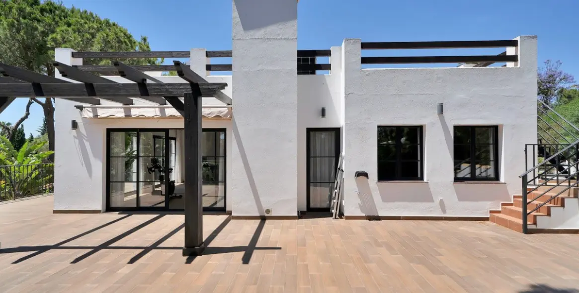 Sale of detached villa in Hacienda Las Chapas 49