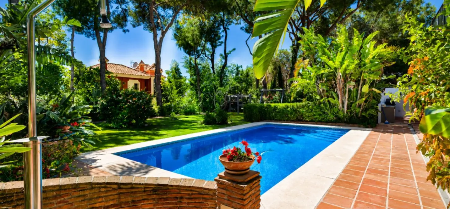 Venta de villa independiente en Hacienda Las Chapas 1