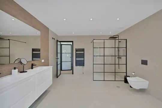 Image 21 thumb
